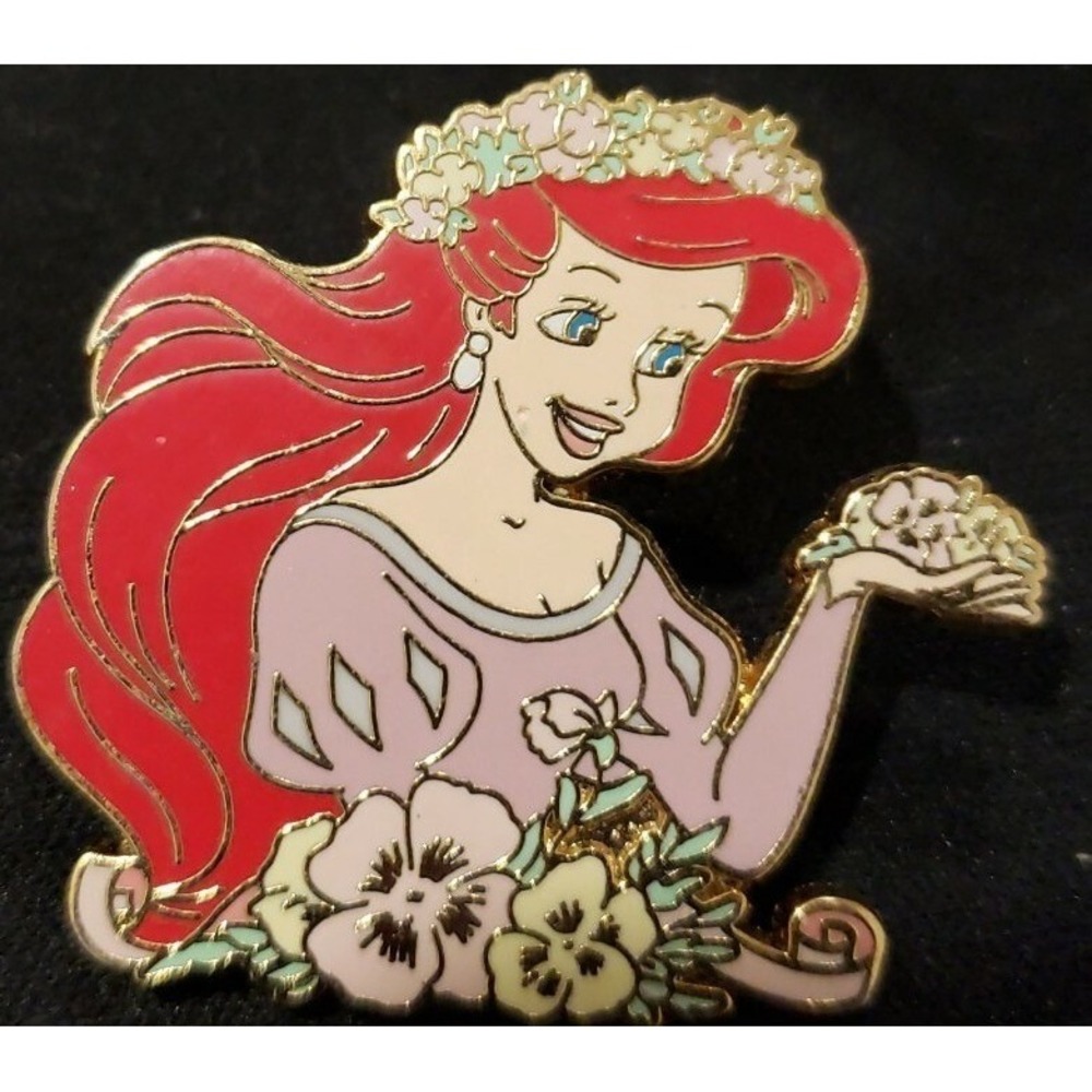 Disney Pin Ariel The Little‎ Mermaid DS Princesses with Flowers Pink Dress 59116